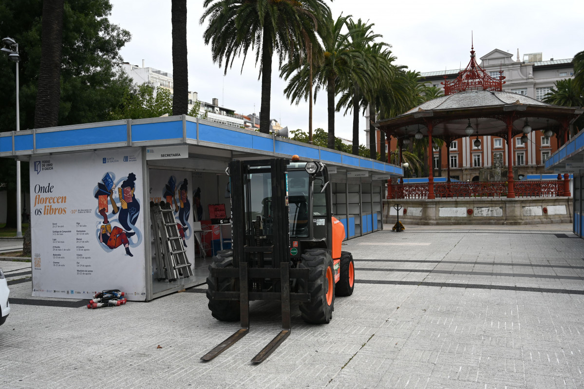 Feria Libro y Artesan a 250730 04 11113697