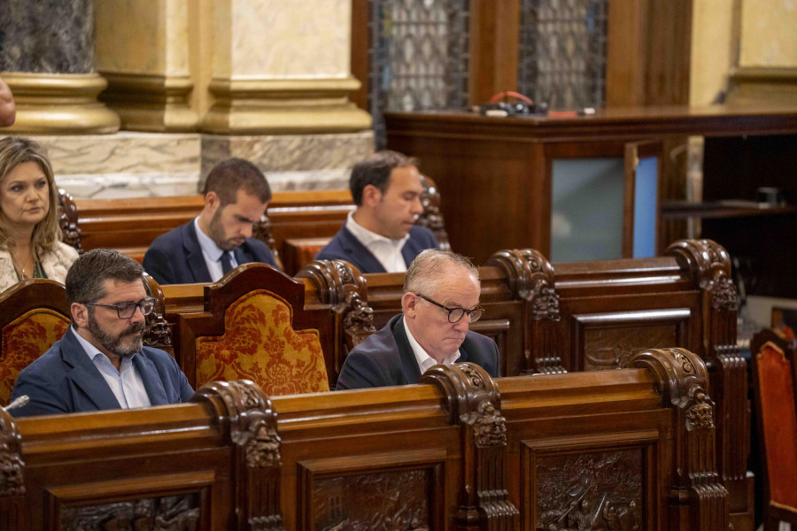 Faltadas, traseros al aire, pastillas para la garganta y el Capitán América