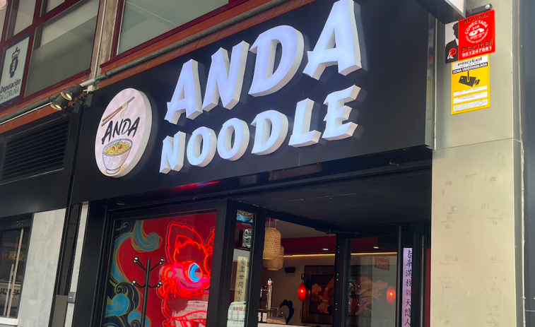 Anda Noodle abre sus puertas en A Coruña: el sabor asiático conquista la Plaza de Tabacos