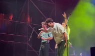 Lemot lo vuelve a hacer: ‘Vivir na Coruña’ suena en María Pita