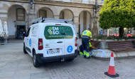 Mira bien dónde te sientas: los bancos de María Pita pasan por 'chapa y pintura'