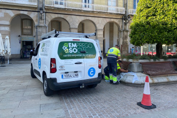 Bancos maria pita Foto Doda Vázquez