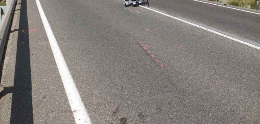 Muere un motorista 38 años tras chocar contra un guardarraíl en Ourense