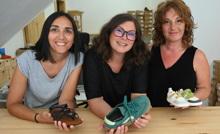 Colas para comprar calzado en Arteixo