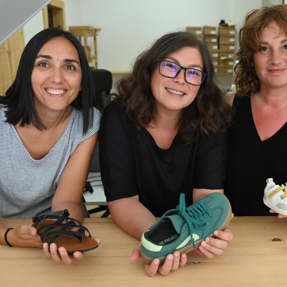 Colas para comprar calzado en Arteixo
