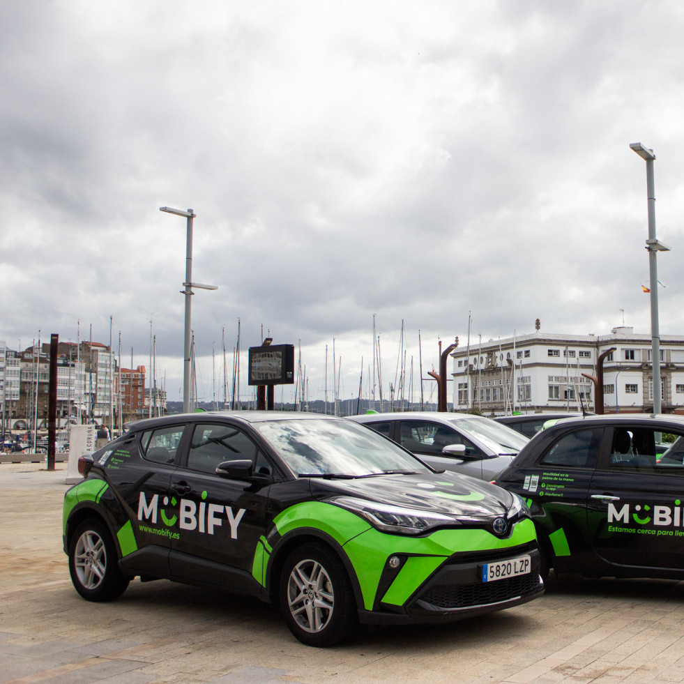 El alquiler de coches por minutos, en auge entre los trabajadores de los polígonos industriales coruñeses