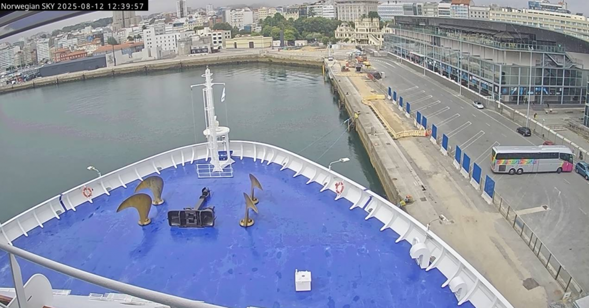 Norwegian sky vista coruu00f1a