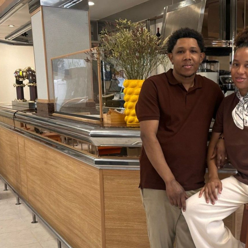 Un matrimonio de A Coruña convierte el pasado conflictivo de un bar en la oportunidad de su vida para emprender