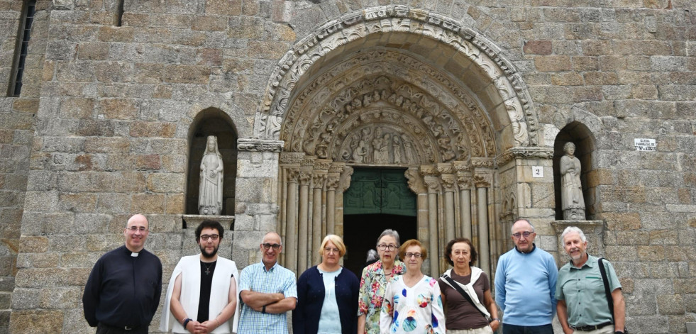 Los ‘angeles custodios’ de Betanzos: así cuidan y mantienen vivas O Azougue y Santiago