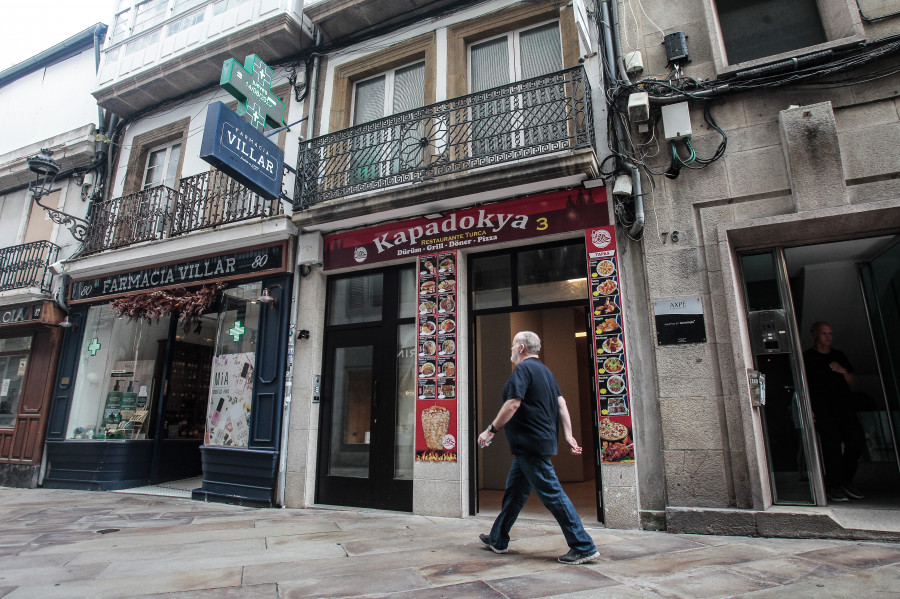 Así es el nuevo restaurante internacional que se sitúa junto al segundo negocio más antiguo de A Coruña