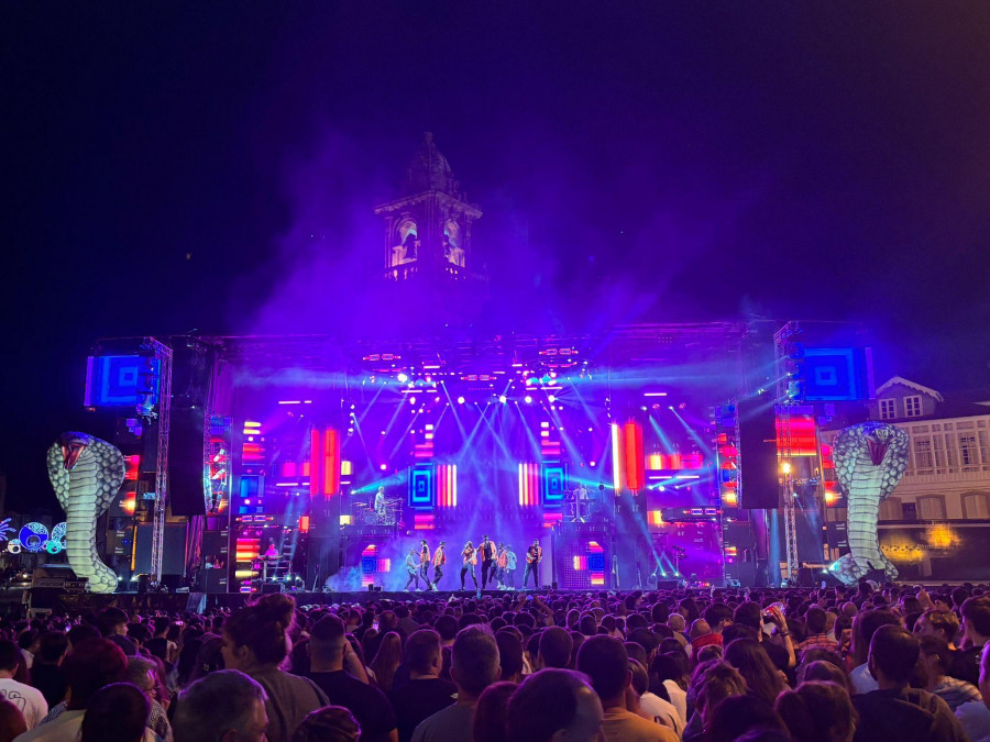 Estas son las fiestas del fin de semana en A Coruña y su área: Batalla Naval en A Coruña y orquestas top para un fin de semana lleno de espectáculo
