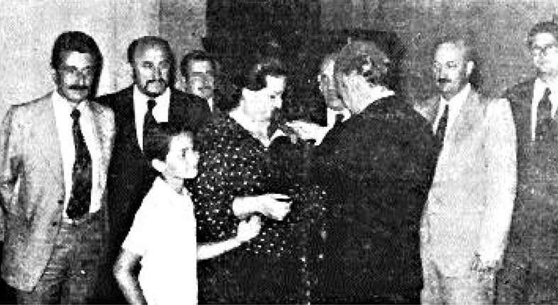 Foto 2 medalla Montserrat Caballe