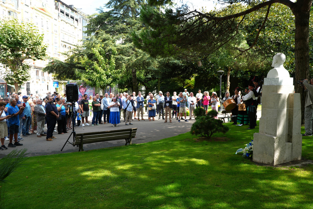Celebraciu00f3n del centenario del busto de Pondal en A Coruu00f1a (3)