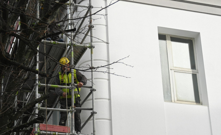 El paro en la construcción se estabiliza en torno a las 700 personas pese a la demanda de trabajadores