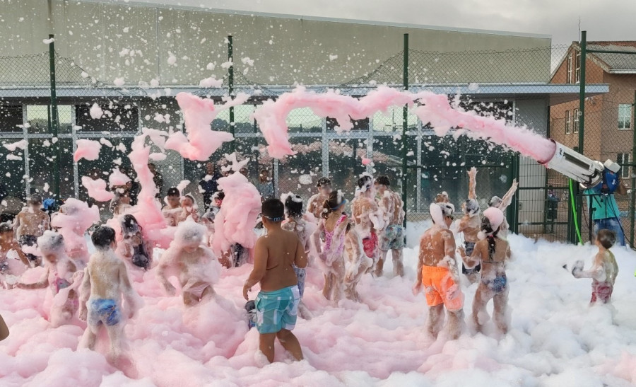 Carral celebra este sábado la VI Festa da Auga para despedir el verano