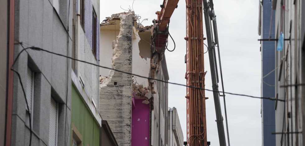 La demolición del edificio de Meicende obligará a cortar la calle hasta septiembre