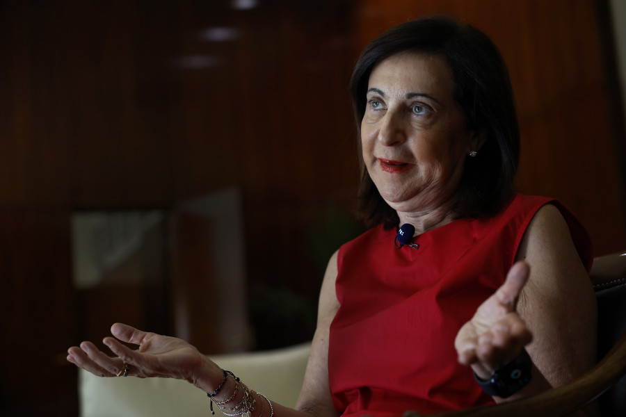 Margarita Robles insta al PP a tener "valor y coraje" para desmarcarse de Vox