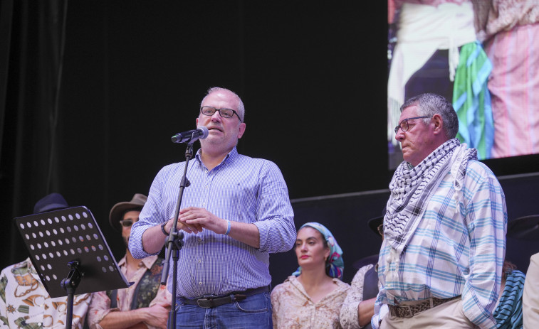 O Castrillón entró en fiestas con un enaltecimiento del 'barrionalismo'