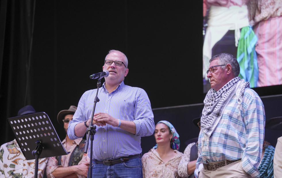 O Castrillón entró en fiestas con un enaltecimiento del 'barrionalismo'