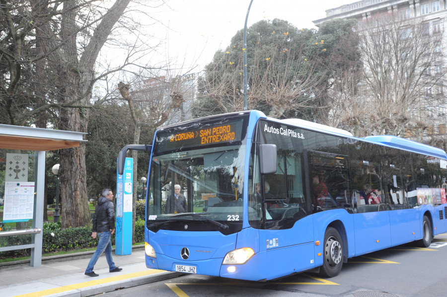 Servicio especial de autobús para las fiestas de Santa Cruz en Oleiros