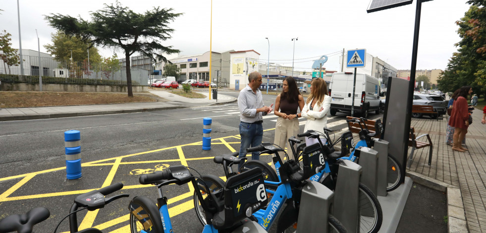 A Coruña suma tres nuevas bases de BiciCoruña, dos de ellas con suministro de energía solar