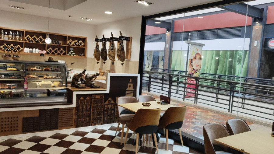Torrentery dinamiza la oferta gastronómica de Espacio Coruña con su apuesta por el producto ibérico