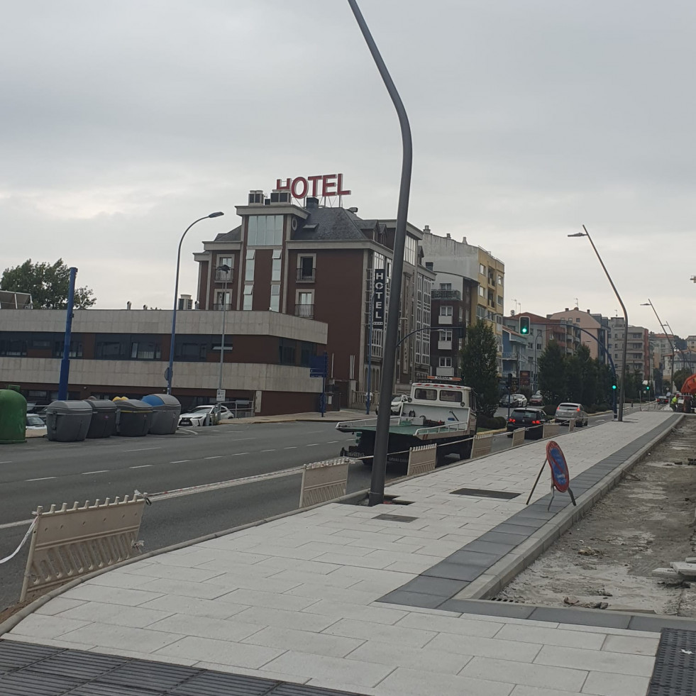 Culleredo moderniza el alumbrado de la avenida de Fonteculler con tecnología LED