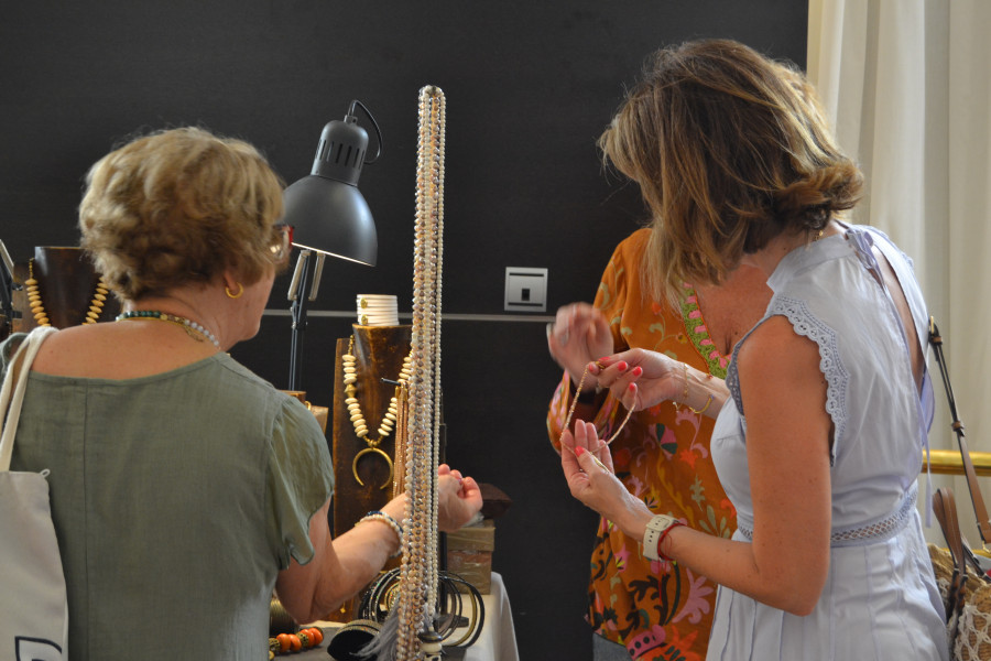Moda, talento y mar: el plan perfecto en A Coruña este septiembre con el Mercado del Encanto
