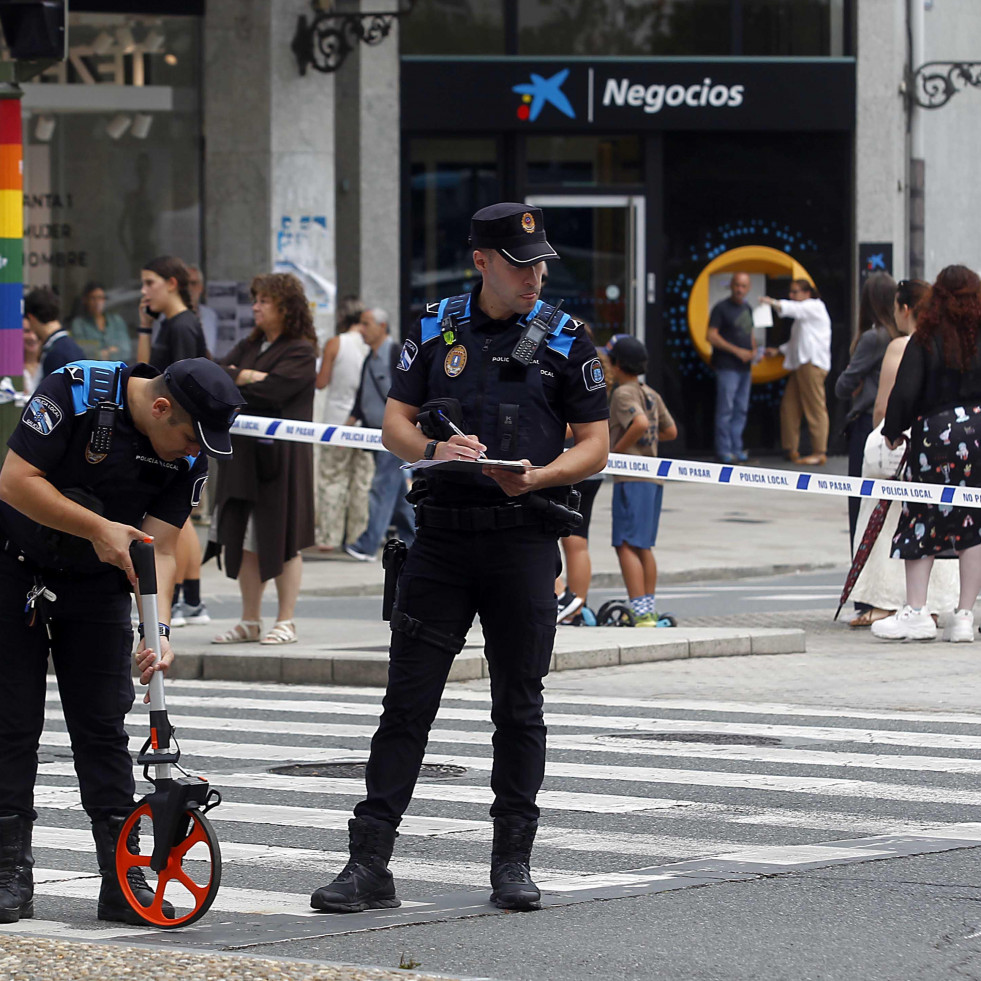El paso de cebra más concurrido de A Coruña, escenario de un atropello múltiple