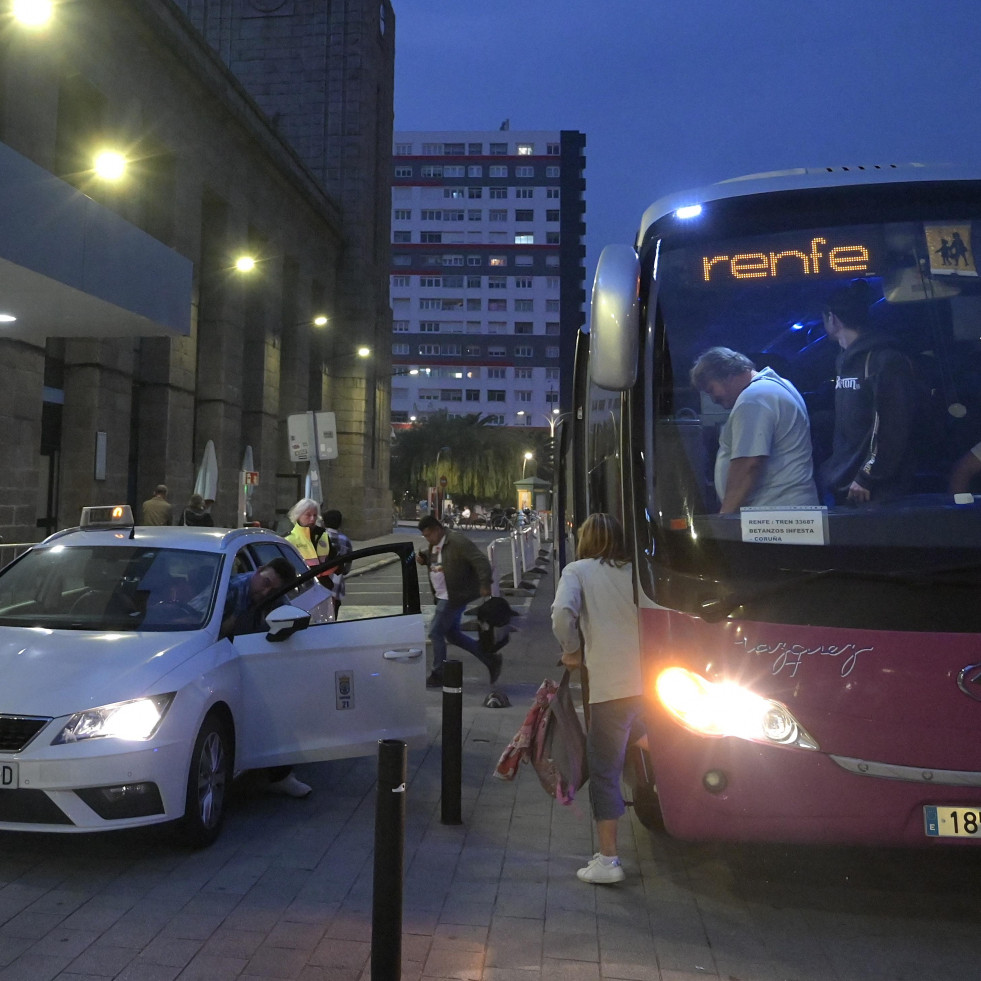 Nuevos cortes en la circulación ferroviaria obligan a un tramo en bus en la línea A Coruña-Vigo